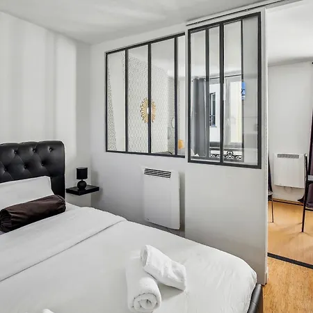 Appartamento Au Coeur Du Marais, Rue Des Rosiers!