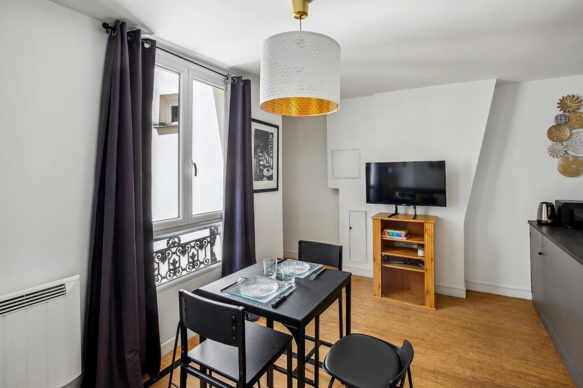 Apartment Au Coeur Du Marais, Rue Des Rosiers!